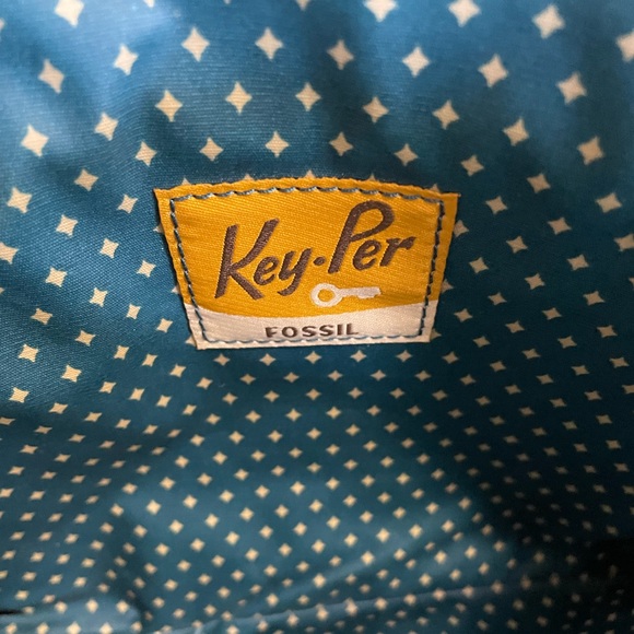 Fossil iPad Case - Picture 6 of 9